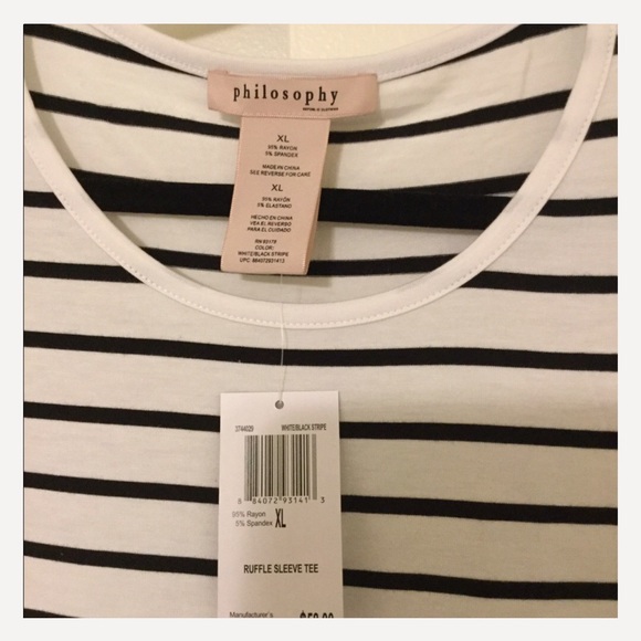 NEW Medium. B/W, soft, slinky ruffled sleeved T! - Picture 7 of 12